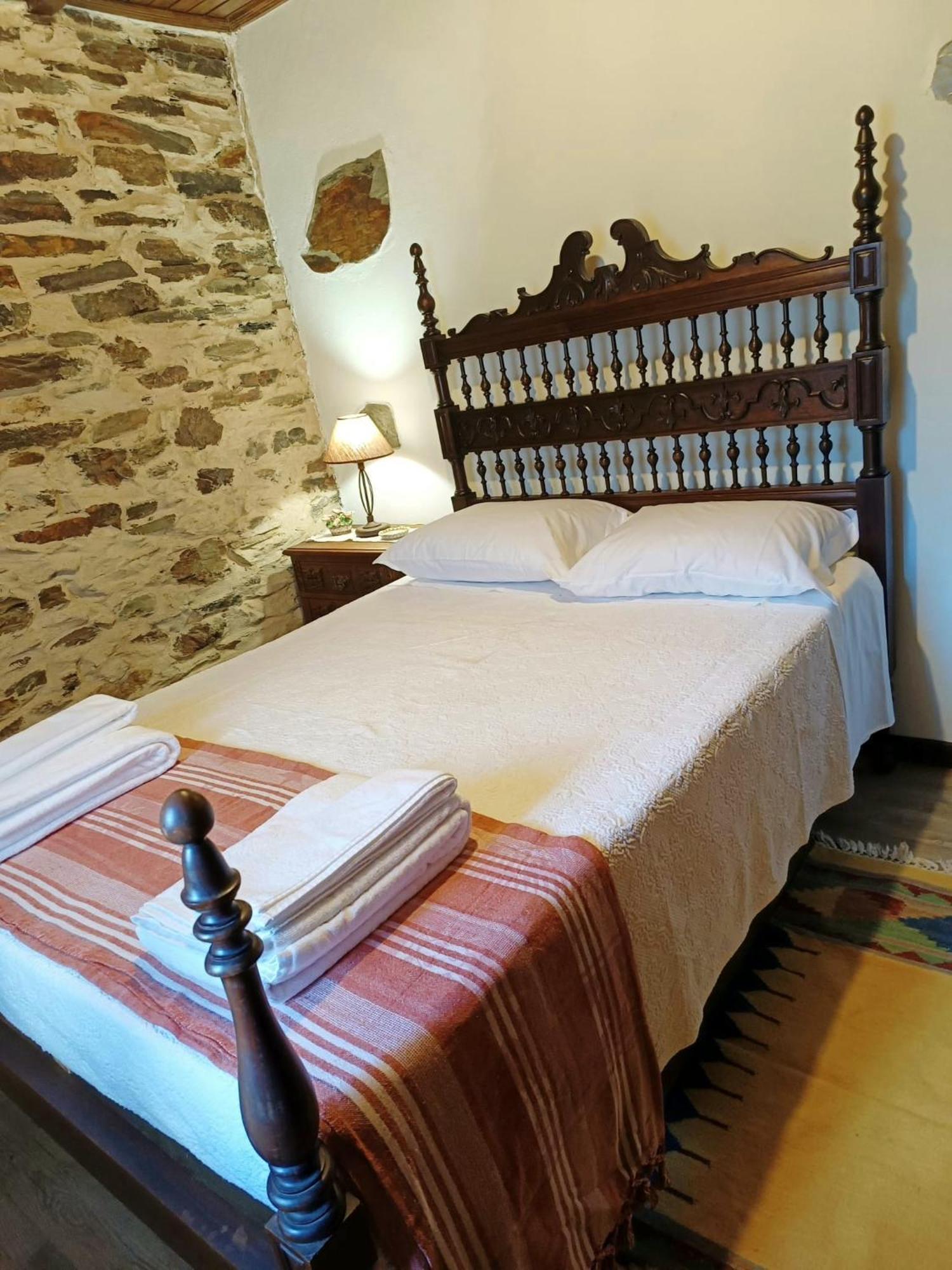 Casa Dos Avos 23 Villa Кастро Дайре Екстериор снимка