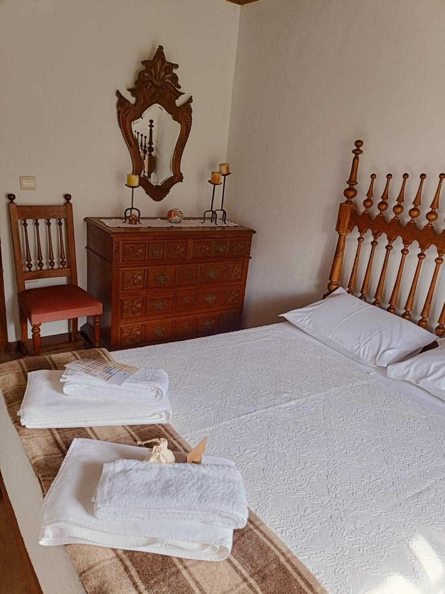 Casa Dos Avos 23 Villa Кастро Дайре Екстериор снимка